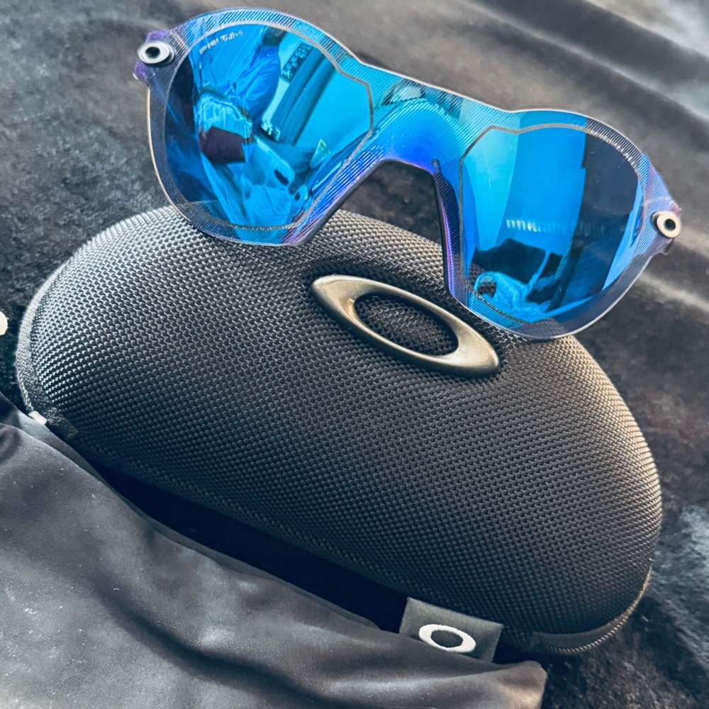 Oakley Subzero Shield Sunglasses